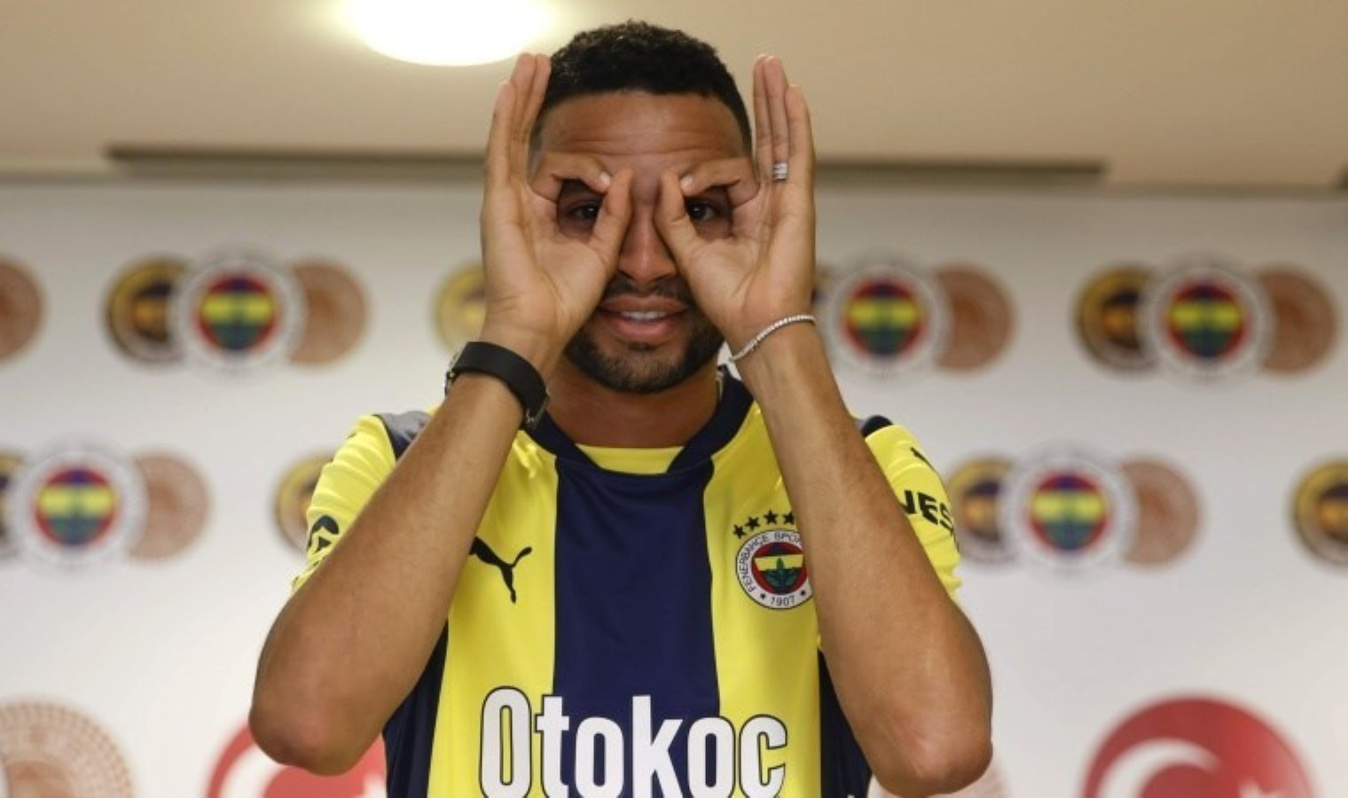 Youssef En-Nesyri’den Fenerbahçe taraftarına mesaj: ‘Tüm hedeflere ulaşmak için…’